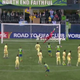 Illustration for article titled Clint Dempsey Bends Long-Range Free Kick Perfectly Into The Top Corner